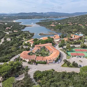 **** Aparthotel Felix - Costa Serena Itálie